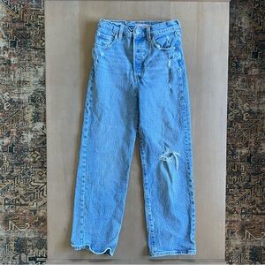 Levi’s Light Blue Ribcage Straight Ankle Jeans